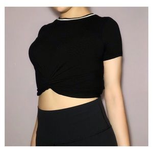 Black crop top *brand new*
